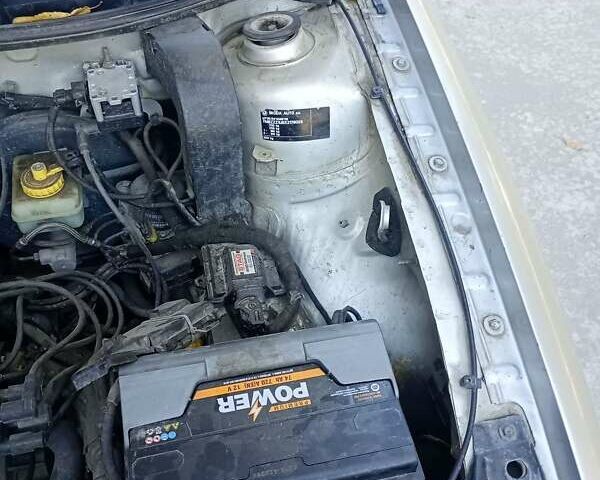 Серый Шкода Октавия, объемом двигателя 0 л и пробегом 252 тыс. км за 2500 $, фото 5 на Automoto.ua