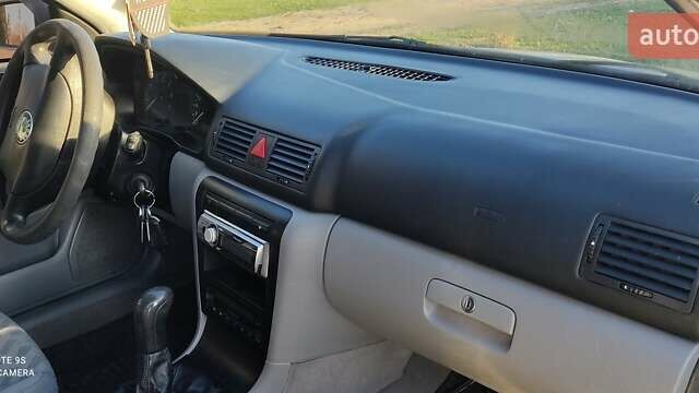 Шкода Октавия 1999 в Измаиле на Automoto.ua Серый Шкода Октавия, объемом двигателя 1.98 л и пробегом 320 тыс. км за 4500 $, фото 9 на Automoto.ua