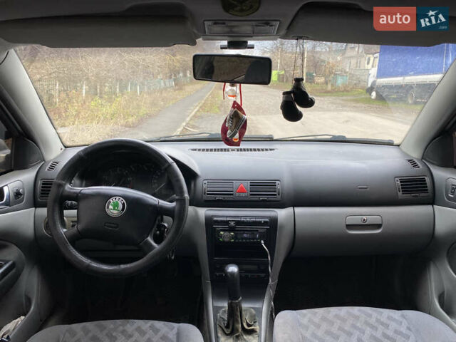 Серый Шкода Октавия, объемом двигателя 1.8 л и пробегом 260 тыс. км за 3000 $, фото 6 на Automoto.ua