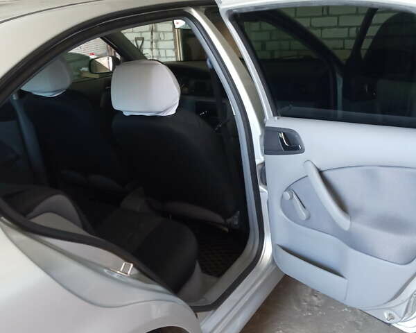 Сірий Шкода Октавія, об'ємом двигуна 1.6 л та пробігом 130 тис. км за 4400 $, фото 10 на Automoto.ua