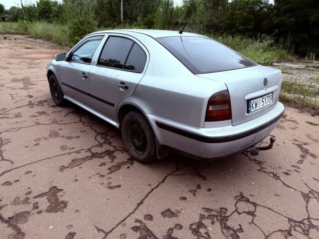 Серый Шкода Октавия, объемом двигателя 1.9 л и пробегом 320 тыс. км за 1700 $, фото 4 на Automoto.ua