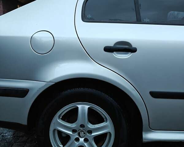 Серый Шкода Октавия, объемом двигателя 2 л и пробегом 250 тыс. км за 4100 $, фото 23 на Automoto.ua