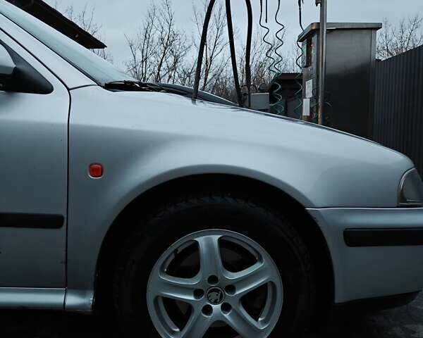 Серый Шкода Октавия, объемом двигателя 2 л и пробегом 250 тыс. км за 4100 $, фото 8 на Automoto.ua