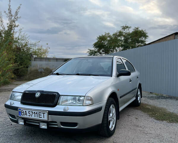 Шкода Октавия 2000 в Кропивницком (Кировограде) на Automoto.ua Серый Шкода Октавия, объемом двигателя 1.9 л и пробегом 330 тыс. км за 4000 $, фото 1 на Automoto.ua