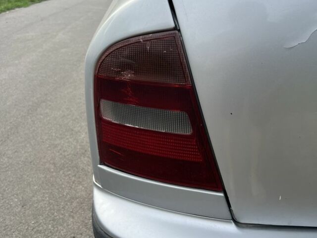 Серый Шкода Октавия, объемом двигателя 1.8 л и пробегом 371 тыс. км за 3200 $, фото 7 на Automoto.ua