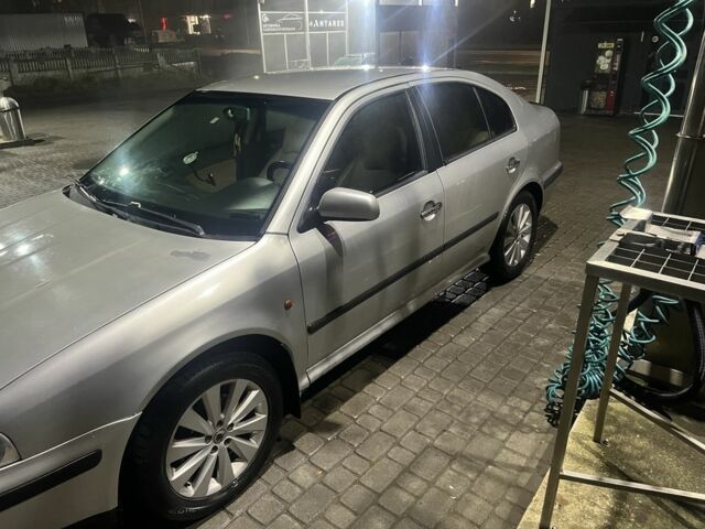 Серый Шкода Октавия, объемом двигателя 2 л и пробегом 308 тыс. км за 2700 $, фото 1 на Automoto.ua