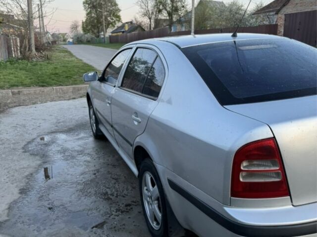 Сірий Шкода Октавія, об'ємом двигуна 2 л та пробігом 520 тис. км за 3400 $, фото 5 на Automoto.ua