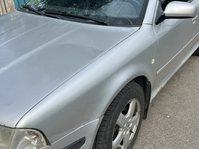 Серый Шкода Октавия, объемом двигателя 1.8 л и пробегом 371 тыс. км за 3200 $, фото 2 на Automoto.ua