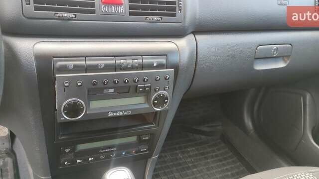Сірий Шкода Октавія, об'ємом двигуна 2 л та пробігом 244 тис. км за 4100 $, фото 8 на Automoto.ua
