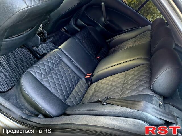 Серый Шкода Октавия, объемом двигателя 1.6 л и пробегом 260 тыс. км за 4600 $, фото 4 на Automoto.ua