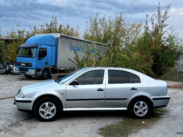 Сірий Шкода Октавія, об'ємом двигуна 1.9 л та пробігом 335 тис. км за 4000 $, фото 5 на Automoto.ua