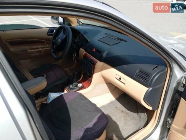 Серый Шкода Октавия, объемом двигателя 1.9 л и пробегом 300 тыс. км за 3600 $, фото 1 на Automoto.ua