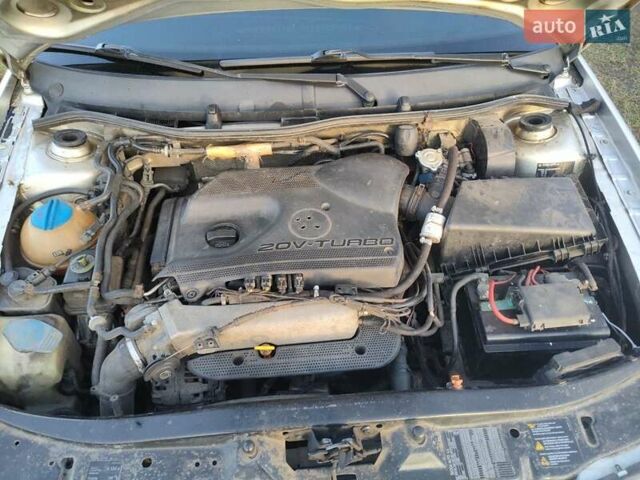 Сірий Шкода Октавія, об'ємом двигуна 1.78 л та пробігом 380 тис. км за 3600 $, фото 11 на Automoto.ua