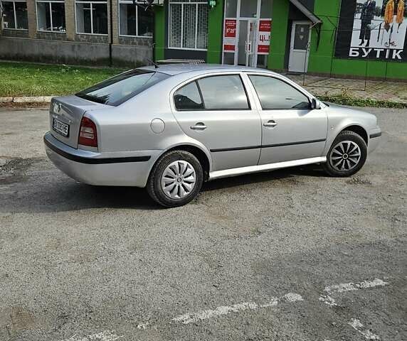 Серый Шкода Октавия, объемом двигателя 1.6 л и пробегом 250 тыс. км за 3299 $, фото 3 на Automoto.ua