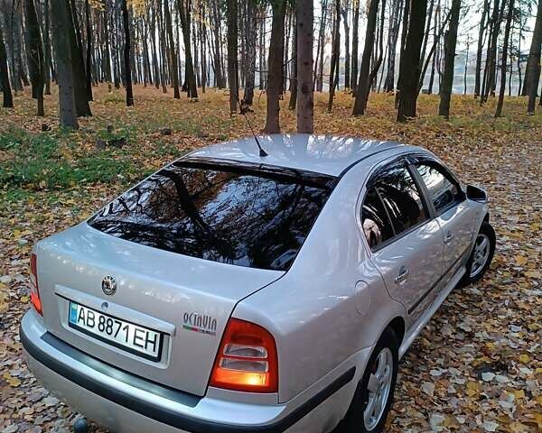 Серый Шкода Октавия, объемом двигателя 1.6 л и пробегом 300 тыс. км за 4399 $, фото 1 на Automoto.ua
