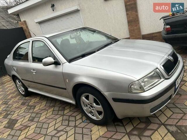 Сірий Шкода Октавія, об'ємом двигуна 1.98 л та пробігом 290 тис. км за 2999 $, фото 1 на Automoto.ua