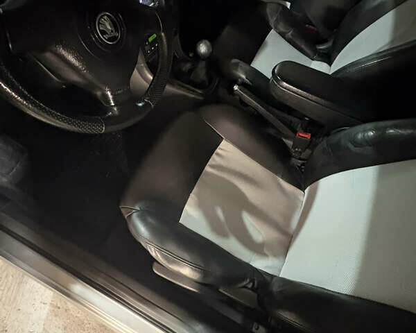 Сірий Шкода Октавія, об'ємом двигуна 1.78 л та пробігом 240 тис. км за 5500 $, фото 8 на Automoto.ua