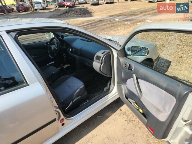 Серый Шкода Октавия, объемом двигателя 1.6 л и пробегом 208 тыс. км за 4500 $, фото 8 на Automoto.ua