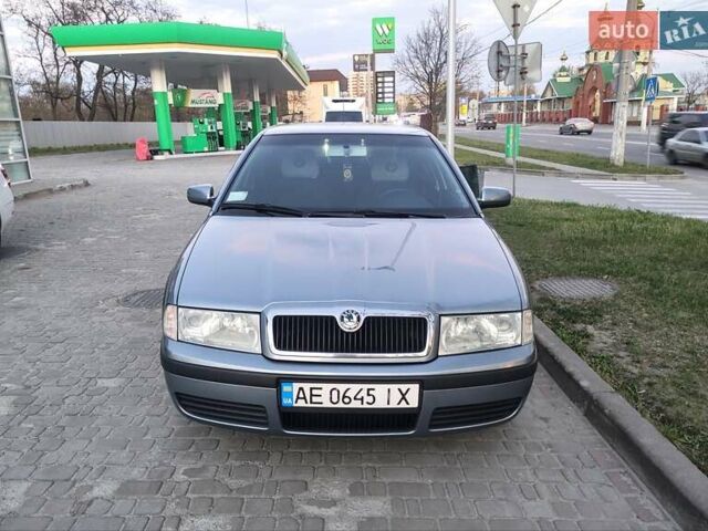 Серый Шкода Октавия, объемом двигателя 1.98 л и пробегом 239 тыс. км за 6200 $, фото 2 на Automoto.ua