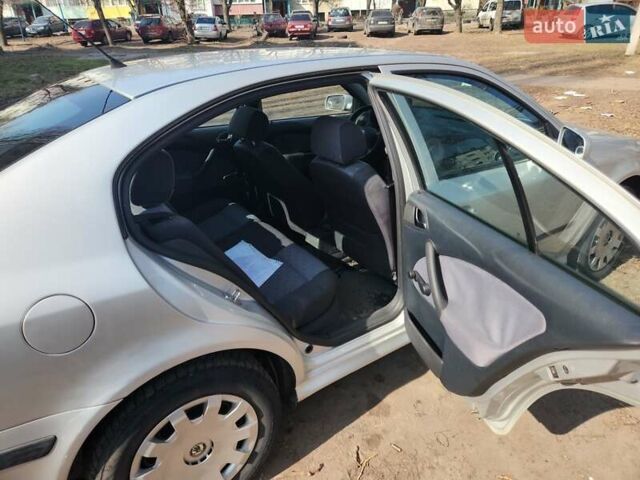 Серый Шкода Октавия, объемом двигателя 1.6 л и пробегом 208 тыс. км за 4500 $, фото 7 на Automoto.ua