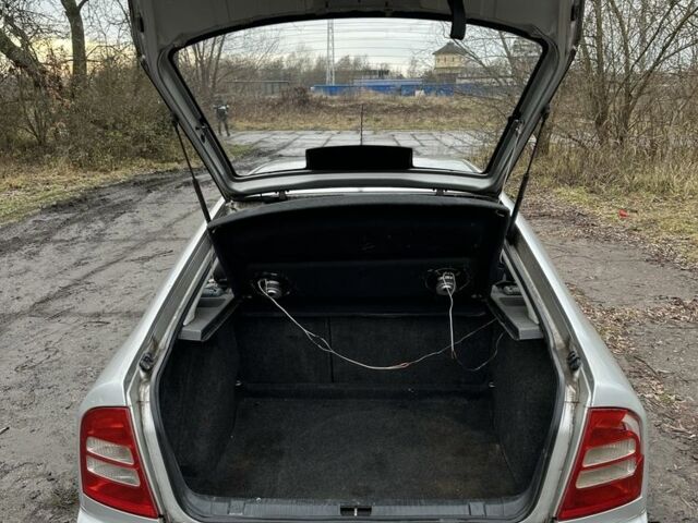 Серый Шкода Октавия, объемом двигателя 0 л и пробегом 320 тыс. км за 2499 $, фото 8 на Automoto.ua