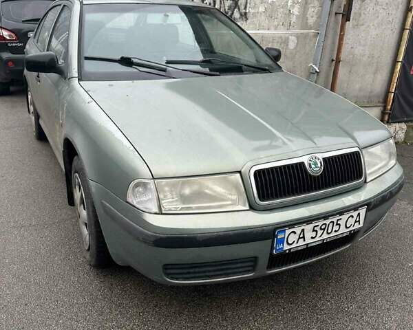 Сірий Шкода Октавія, об'ємом двигуна 1.6 л та пробігом 400 тис. км за 2850 $, фото 5 на Automoto.ua