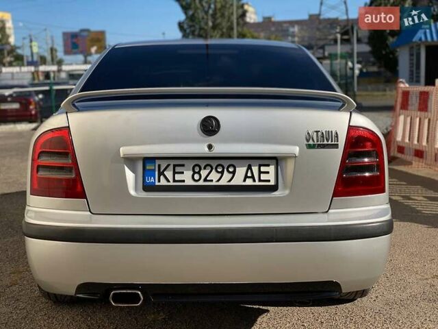 Сірий Шкода Октавія, об'ємом двигуна 1.78 л та пробігом 247 тис. км за 7499 $, фото 8 на Automoto.ua