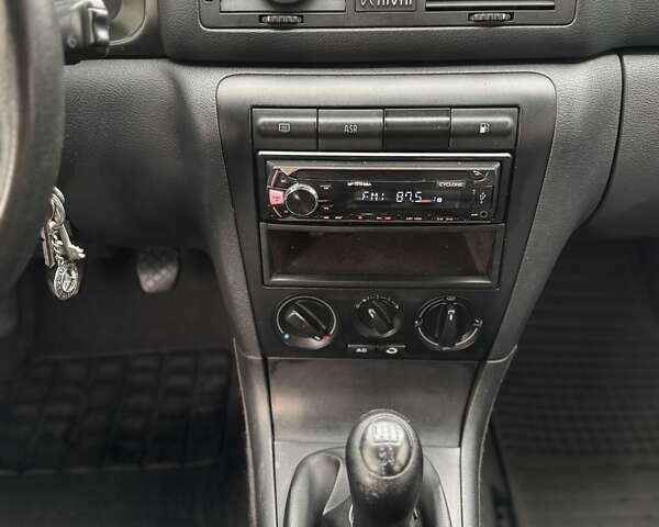 Сірий Шкода Октавія, об'ємом двигуна 1.9 л та пробігом 330 тис. км за 3850 $, фото 9 на Automoto.ua