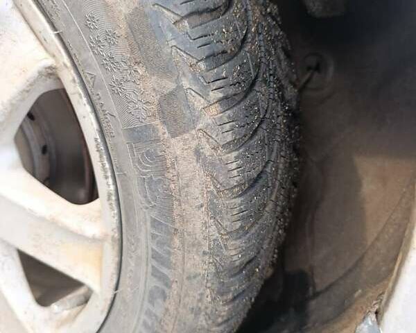 Серый Шкода Октавия, объемом двигателя 1.6 л и пробегом 361 тыс. км за 4000 $, фото 7 на Automoto.ua