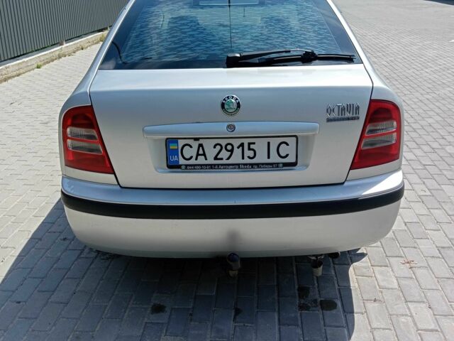 Сірий Шкода Октавія, об'ємом двигуна 1.6 л та пробігом 320 тис. км за 4000 $, фото 3 на Automoto.ua