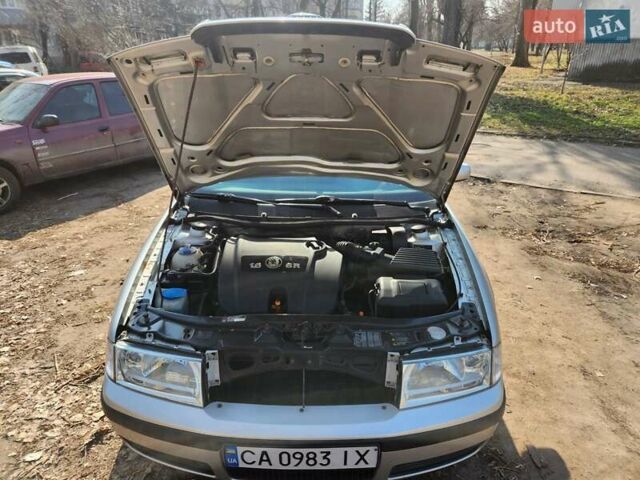 Серый Шкода Октавия, объемом двигателя 1.6 л и пробегом 208 тыс. км за 4500 $, фото 12 на Automoto.ua