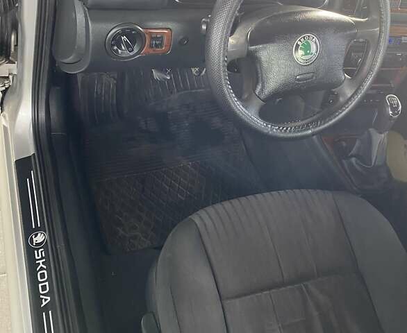 Серый Шкода Октавия, объемом двигателя 1.98 л и пробегом 338 тыс. км за 4800 $, фото 11 на Automoto.ua