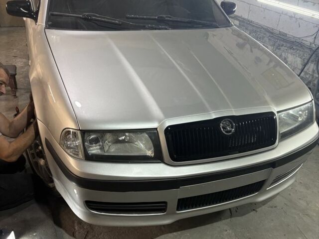 Сірий Шкода Октавія, об'ємом двигуна 1.8 л та пробігом 240 тис. км за 5500 $, фото 2 на Automoto.ua