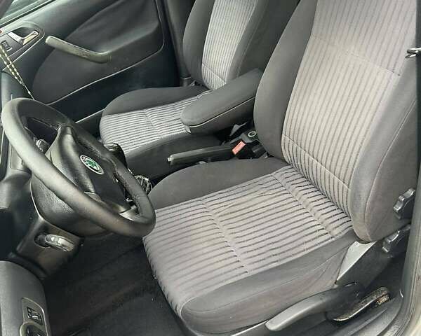 Сірий Шкода Октавія, об'ємом двигуна 1.98 л та пробігом 290 тис. км за 2999 $, фото 4 на Automoto.ua