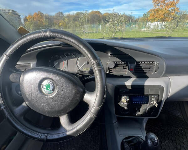 Шкода Октавия 2001 в Ивано-Франковске на Automoto.ua Серый Шкода Октавия, объемом двигателя 1.6 л и пробегом 423 тыс. км за 3799 $, фото 25 на Automoto.ua