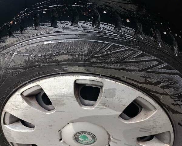 Серый Шкода Октавия, объемом двигателя 1.78 л и пробегом 263 тыс. км за 3499 $, фото 10 на Automoto.ua