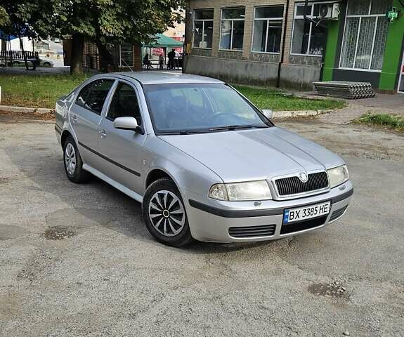 Серый Шкода Октавия, объемом двигателя 1.6 л и пробегом 250 тыс. км за 3299 $, фото 5 на Automoto.ua