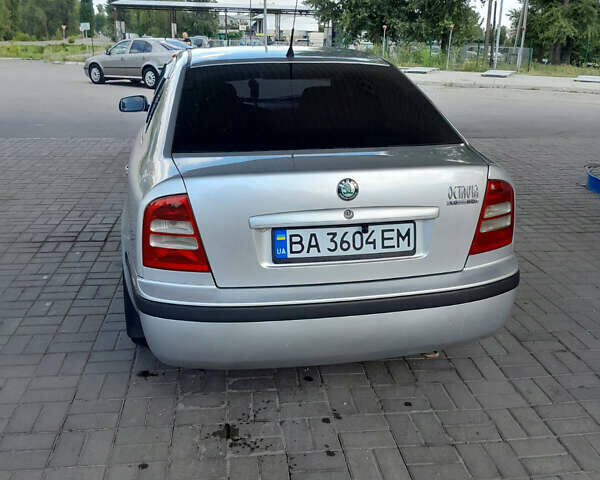 Серый Шкода Октавия, объемом двигателя 1.9 л и пробегом 432 тыс. км за 3900 $, фото 4 на Automoto.ua
