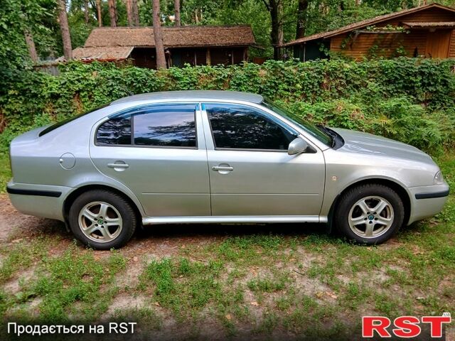 Серый Шкода Октавия, объемом двигателя 1.6 л и пробегом 270 тыс. км за 2700 $, фото 3 на Automoto.ua