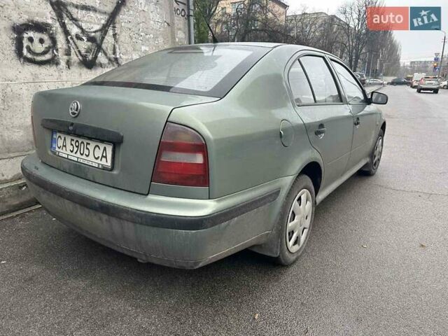 Сірий Шкода Октавія, об'ємом двигуна 1.6 л та пробігом 400 тис. км за 2850 $, фото 3 на Automoto.ua