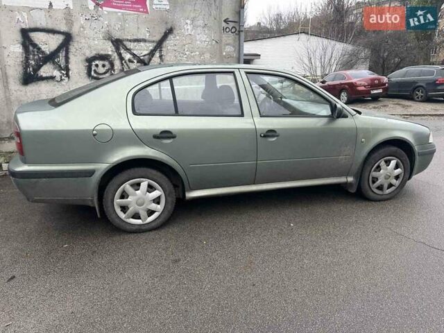 Сірий Шкода Октавія, об'ємом двигуна 1.6 л та пробігом 400 тис. км за 2850 $, фото 2 на Automoto.ua