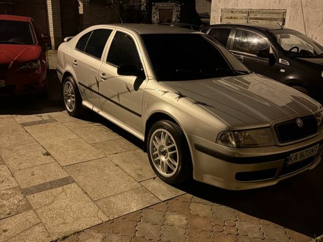 Сірий Шкода Октавія, об'ємом двигуна 1.8 л та пробігом 240 тис. км за 5500 $, фото 5 на Automoto.ua