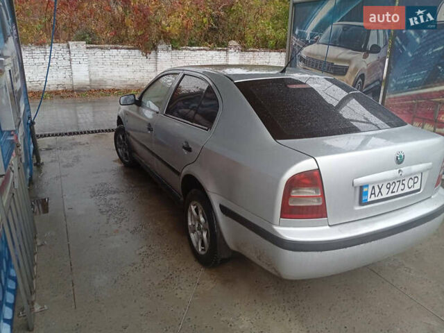 Шкода Октавия 2001 в Полтаве на Automoto.ua Серый Шкода Октавия, объемом двигателя 1.6 л и пробегом 300 тыс. км за 3000 $, фото 3 на Automoto.ua