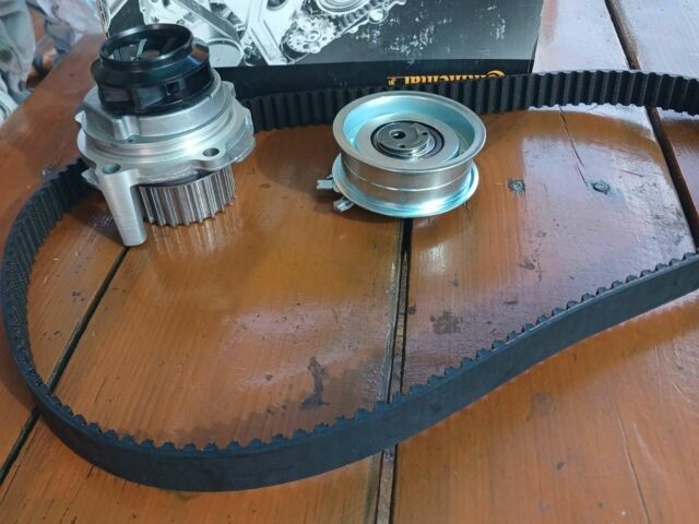 Серый Шкода Октавия, объемом двигателя 1.6 л и пробегом 401 тыс. км за 3900 $, фото 1 на Automoto.ua