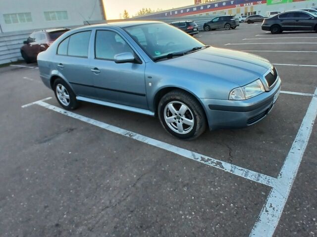 Серый Шкода Октавия, объемом двигателя 1.6 л и пробегом 166 тыс. км за 5000 $, фото 3 на Automoto.ua