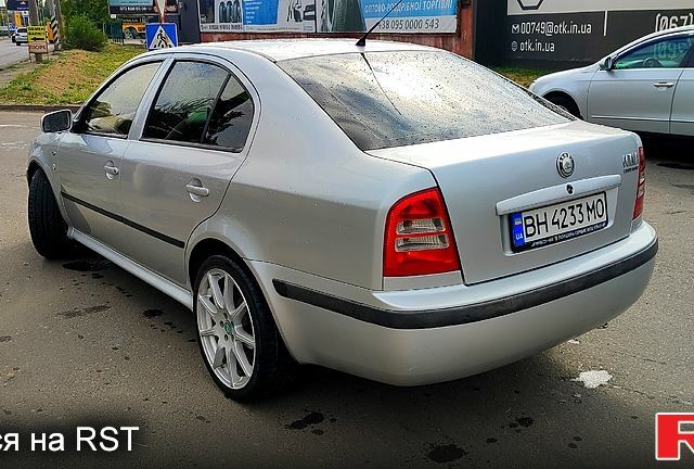 Шкода Октавия 2002 в Херсоне на Automoto.ua Серый Шкода Октавия, объемом двигателя 1.8 л и пробегом 300 тыс. км за 5000 $, фото 1 на Automoto.ua