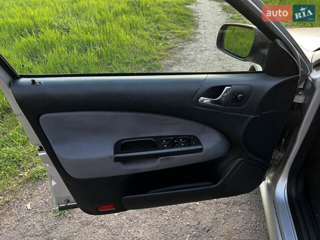 Серый Шкода Октавия, объемом двигателя 1.9 л и пробегом 451 тыс. км за 5700 $, фото 18 на Automoto.ua