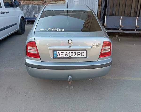 Серый Шкода Октавия, объемом двигателя 1.6 л и пробегом 236 тыс. км за 5200 $, фото 2 на Automoto.ua