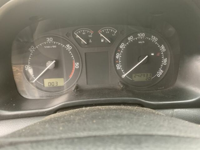 Серый Шкода Октавия, объемом двигателя 1.9 л и пробегом 232 тыс. км за 1800 $, фото 6 на Automoto.ua