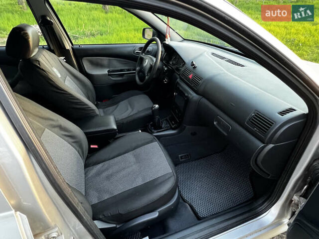 Серый Шкода Октавия, объемом двигателя 1.9 л и пробегом 451 тыс. км за 5700 $, фото 12 на Automoto.ua